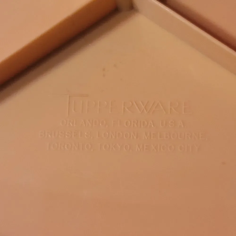 Vintage Tupperware Rectangle Cake Container #622-2 & 623-2